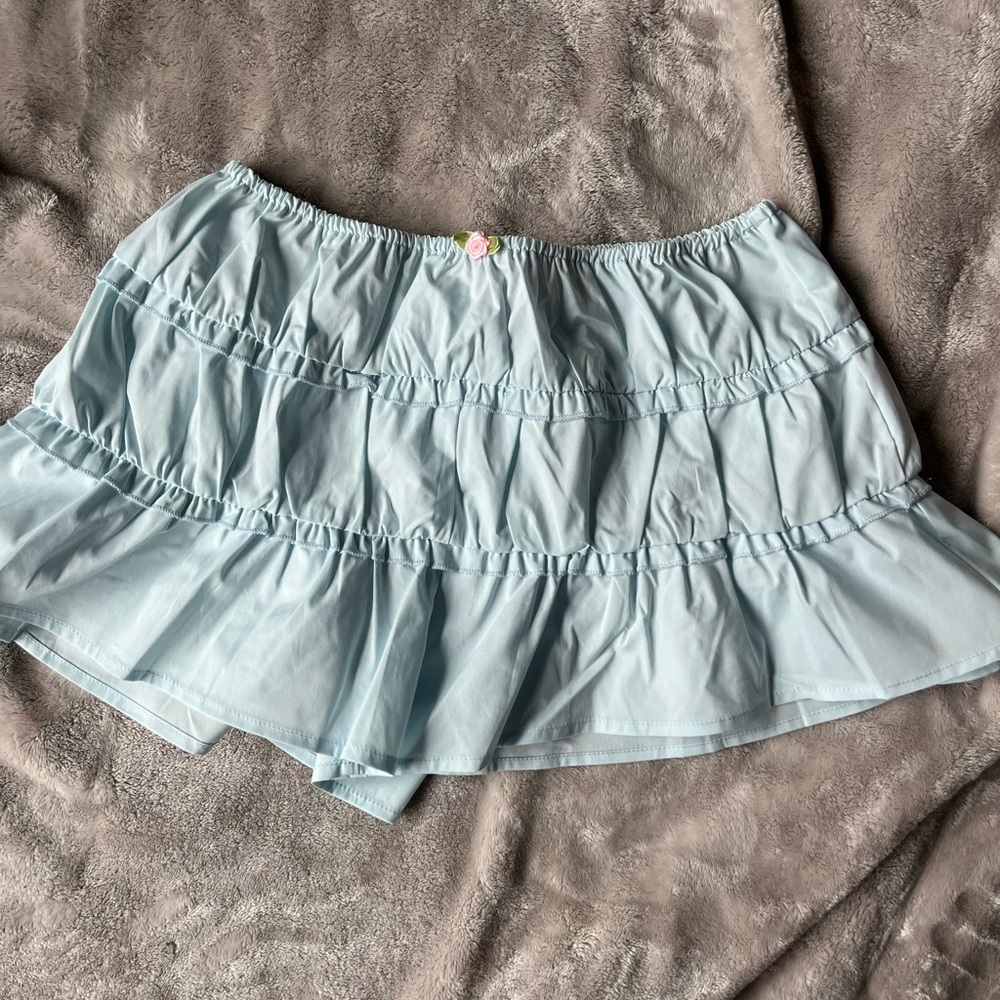 Edikted Light Blue Ruffled Bloomer Shorts